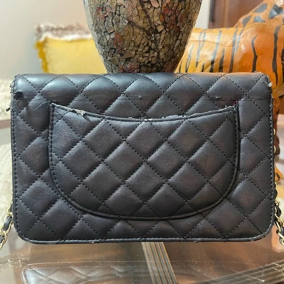 Charles & Keith Black Quilted Crossbody Bag with Chain Strap high-end luxury​​ - Picture 3 of 10